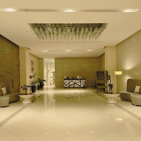 Manhattan Heights Towerb In Araneta Cubao 5Mins Walk To Smart Araneta Aparthotel มะนิลา ภายนอก รูปภาพ