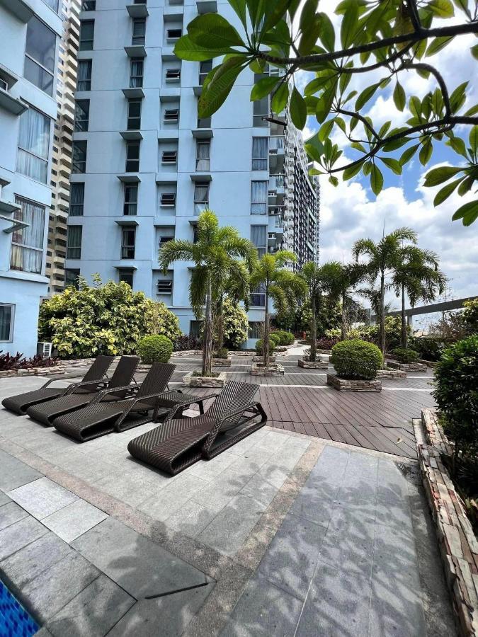Manhattan Heights Towerb In Araneta Cubao 5Mins Walk To Smart Araneta Aparthotel มะนิลา ภายนอก รูปภาพ