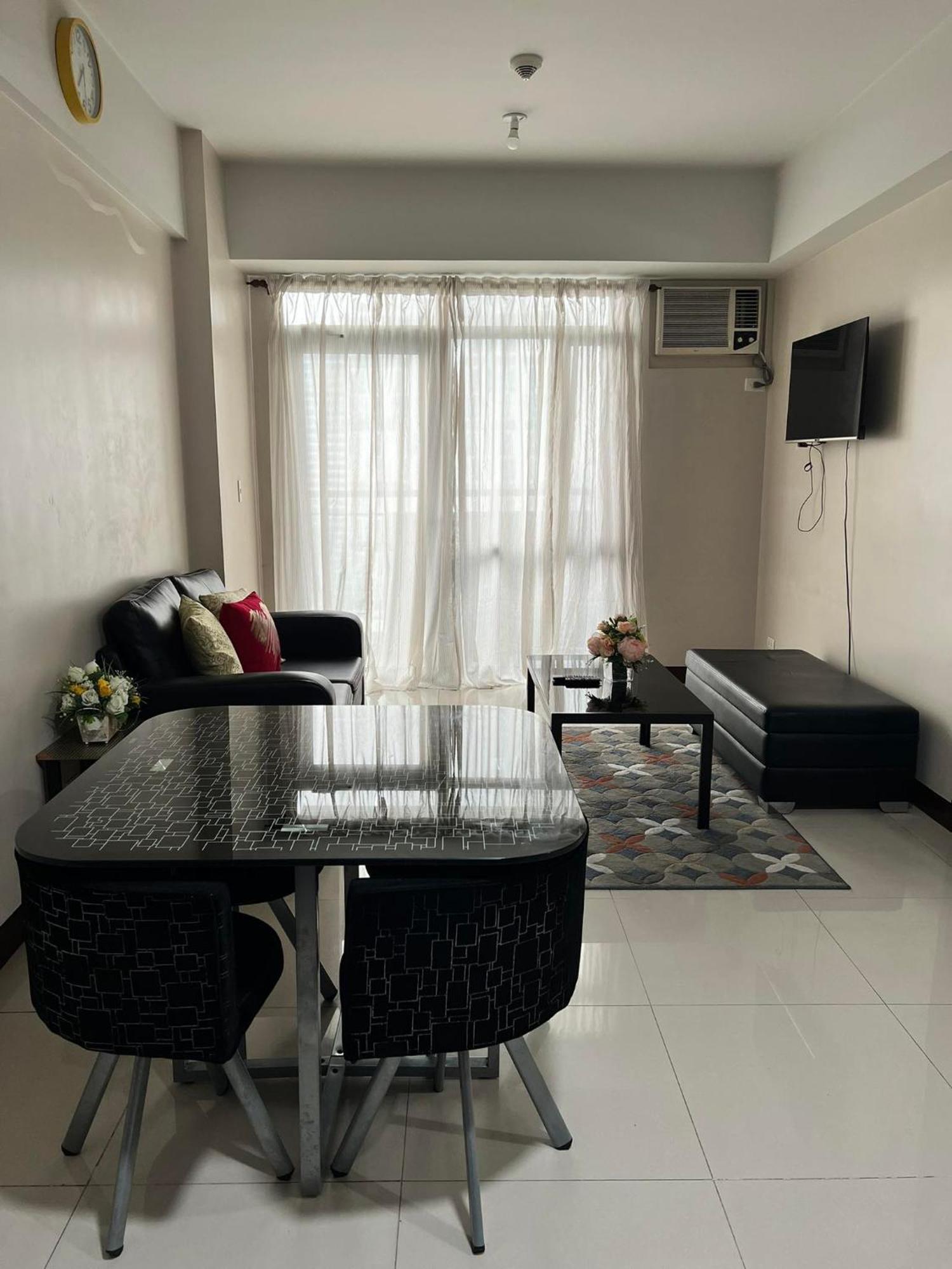 Manhattan Heights Towerb In Araneta Cubao 5Mins Walk To Smart Araneta Aparthotel มะนิลา ภายนอก รูปภาพ